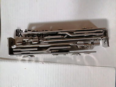铰链系统